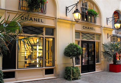 Chanel shop in Paris